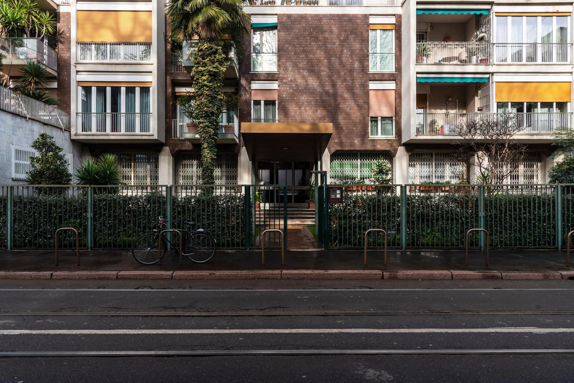 Youhosty - 2 Bedroom Porta Venezia * Milan