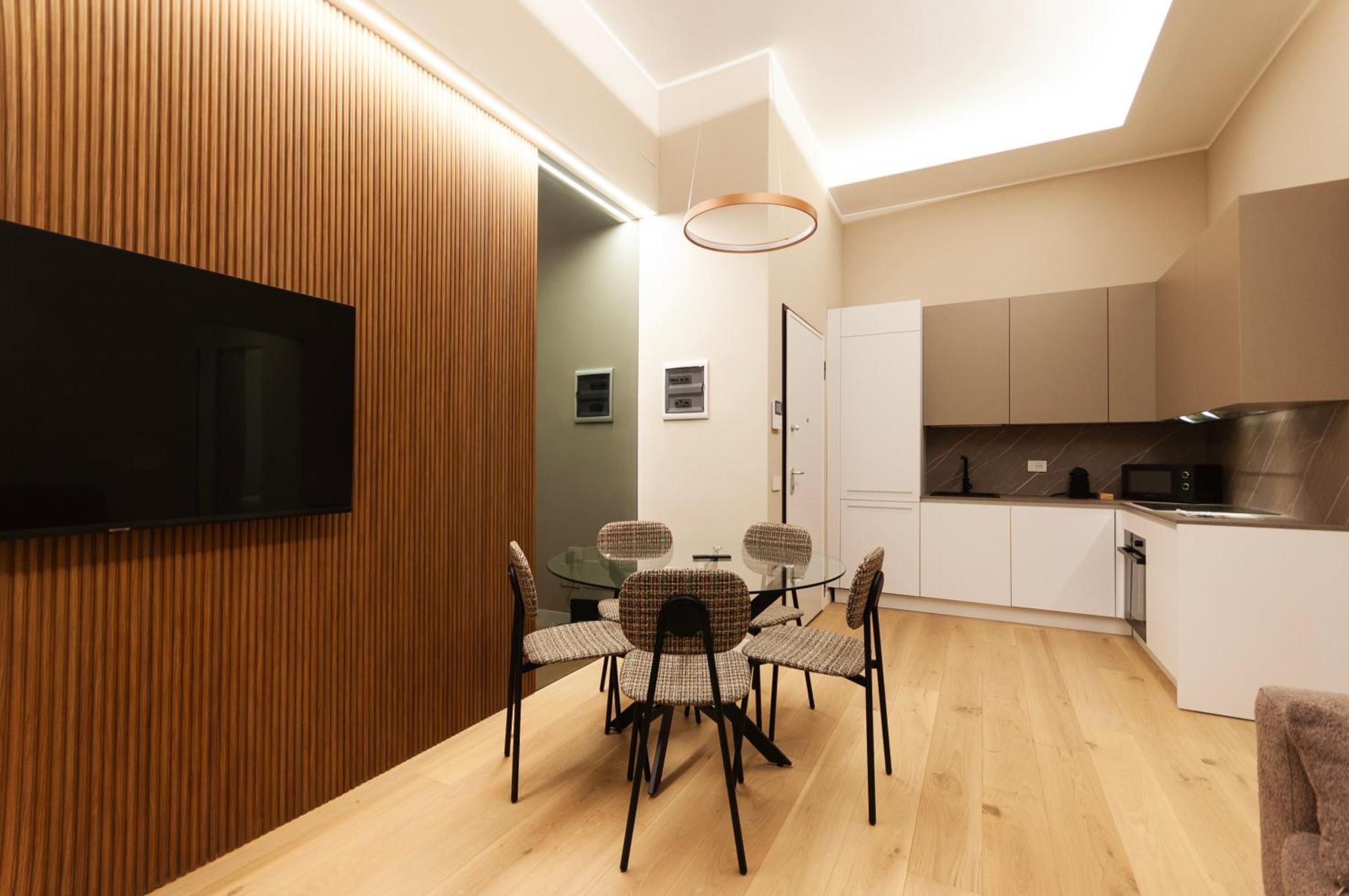 Youhosty - 2 Bedroom Porta Venezia *